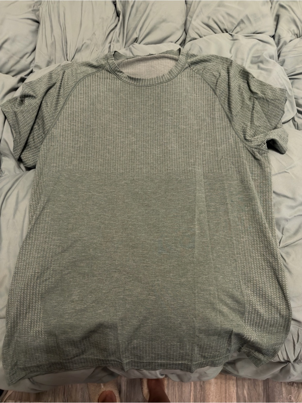 lululemon athletica Men's Metal Vent TechShort Sleeve Tee in Heather Olive Green